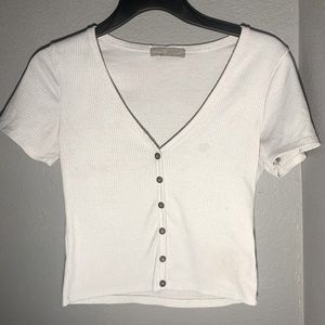 Tresics white button crop 👚